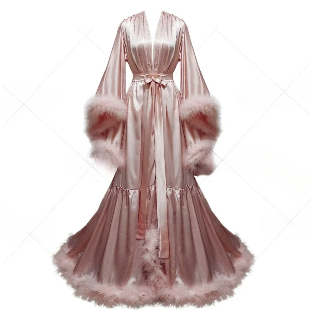 Robe Silk Women - Индивидуальный женский халат с расклешенными рукавами,