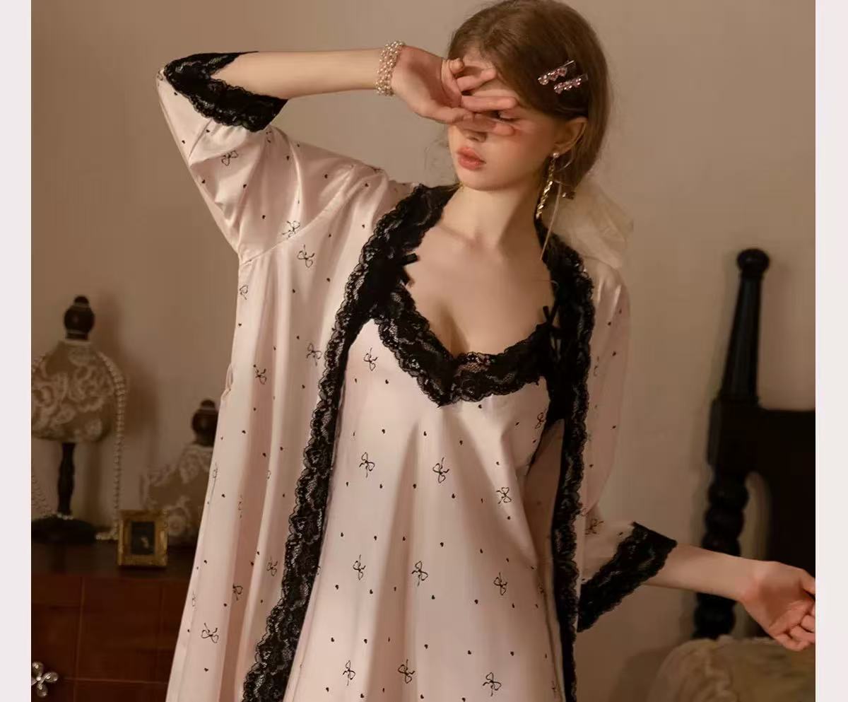 Сексуальный летний комплект дл – обзор и цена Robe Silk Women
